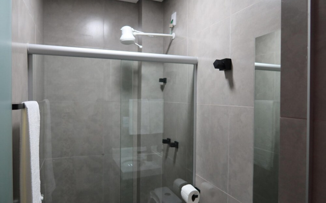 B.Hotel Economy 888
