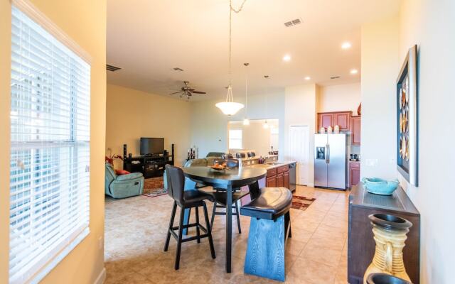 Disney Lake House Minutes From Airport