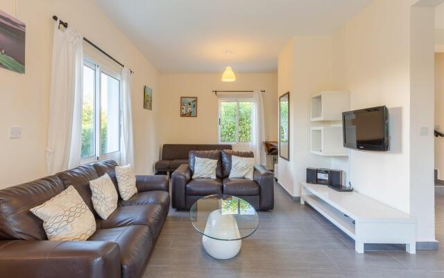 Sun Beach Villa Tria Large Private Pool Walk to Beach A C Wifi Car Not Required - 2282