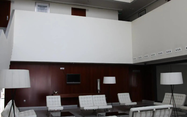 Santa Beatriz De Silva