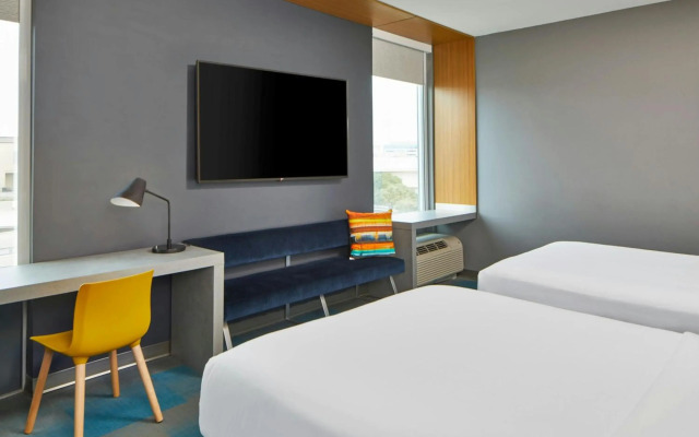 Aloft Austin at The Domain