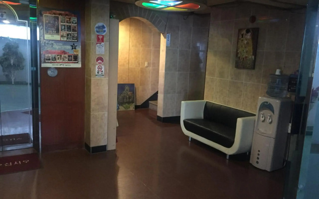 Prince Motel
