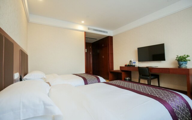 New Knight Royal Hotel Airport and International Resort
