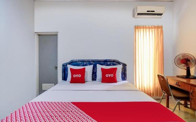 OYO 90935 Rumah Kost Metroliving