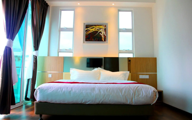 906 Premier Hotel