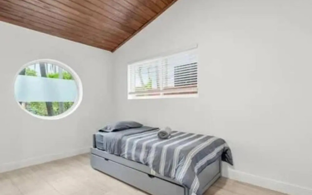 Villa Miami Poolside Paradise