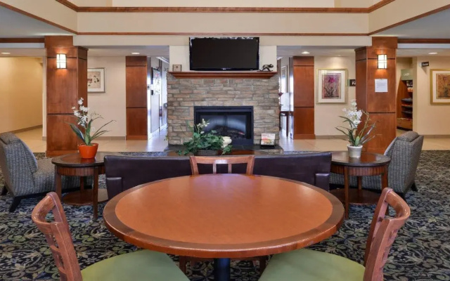 Staybridge Suites Calgary Airport by IHG