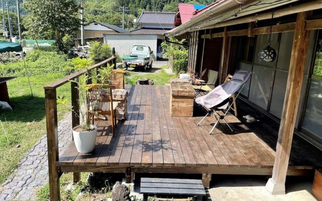 Guesthouse Voketto - Hostel