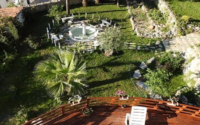 BO098 by Villaofsummer