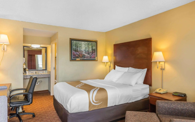 Quality Inn Calera I-65 exit 231