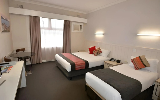 Country Comfort Amity Motel
