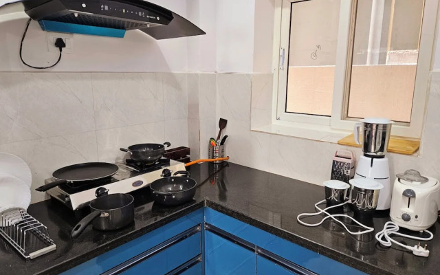 Crescent Stays Serviced Apartment