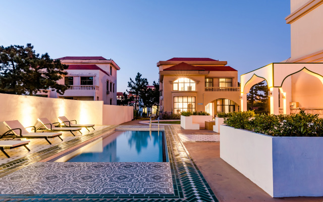 Floral Hotel · Weihai Haya Swimming Pool Garden hotel