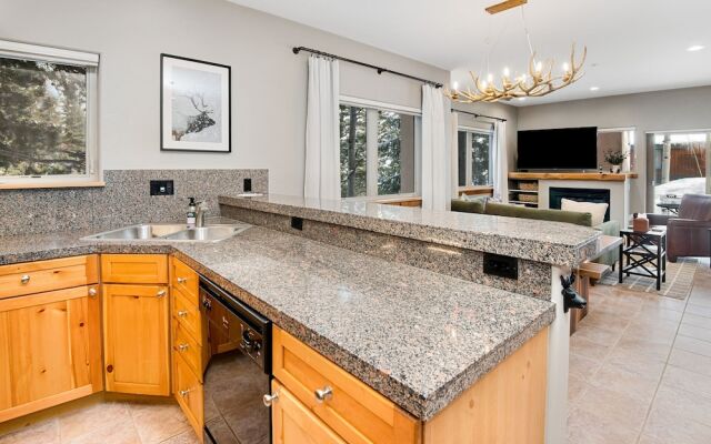 Timberfalls 1902 2 Bedroom Condo by RedAwning