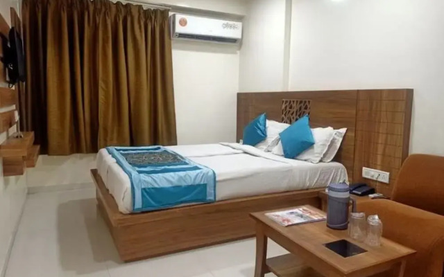 Hotel Citizen- Surat
