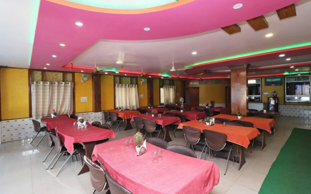L X Inn by OYO Rooms