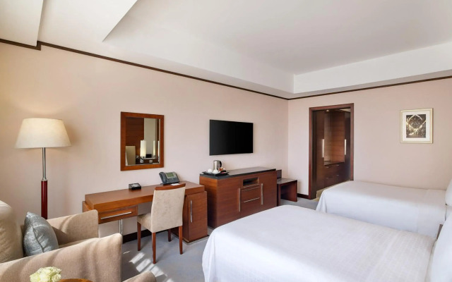 Grand Millennium Dubai Hotel