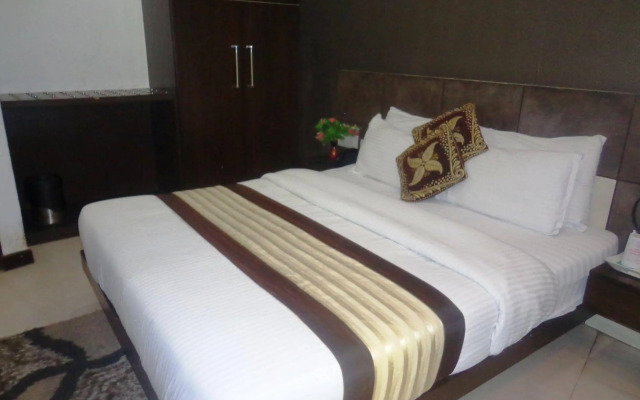 Hotel Millennium 2000 DX