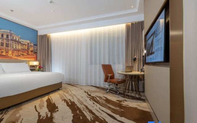 Vienna Hotel (Wuchang Jiangtan Xujiapeng Subway Station, Hubei University)