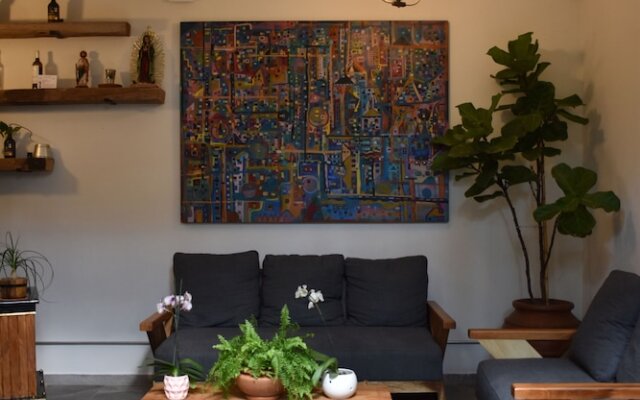Tanat Art Hotel