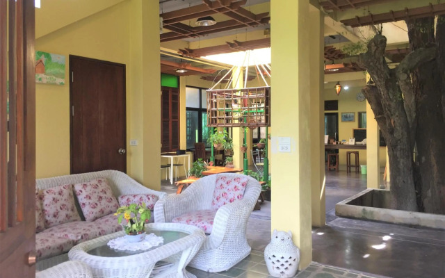 Luang Chumni Village