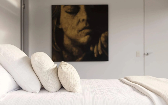 Avalon Coastal Retreat