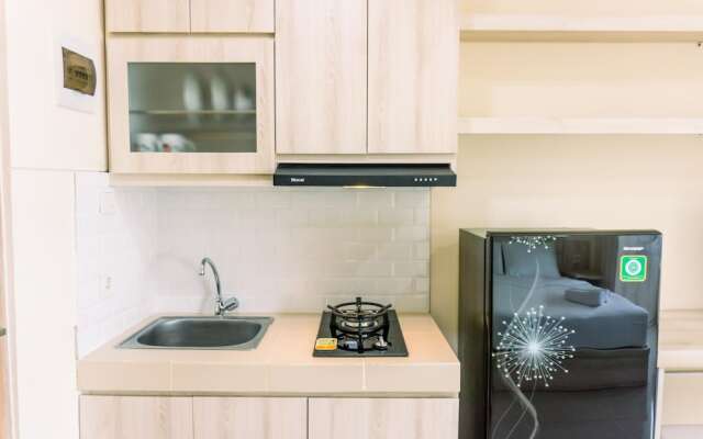 Strategic Studio Apartment At B Residence Near Campus