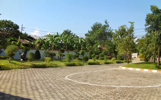Suandarbporn Resort Mae Sot