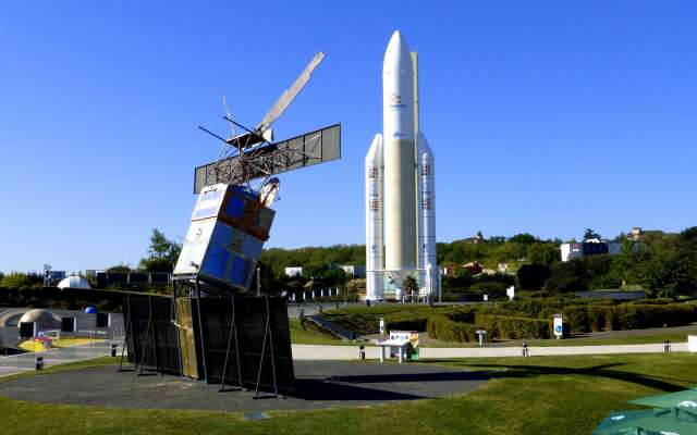 CAMPANILE TOULOUSE SUD BALMA - Cité de l'Espace