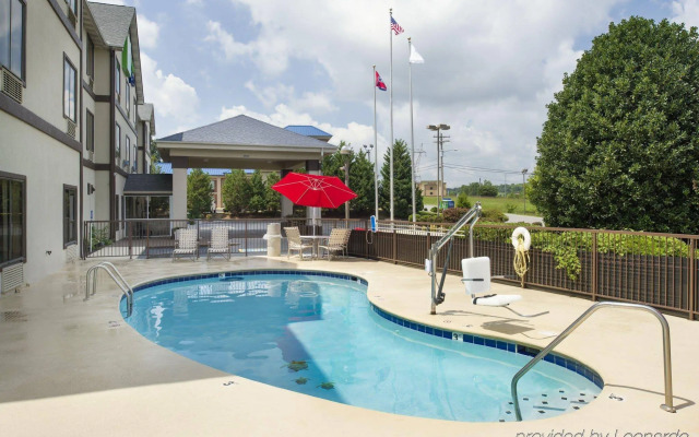 Holiday Inn Express Dandridge by IHG