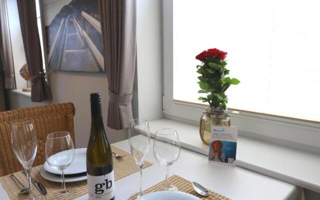 Andreas-Nielsen-Str. 12, W1