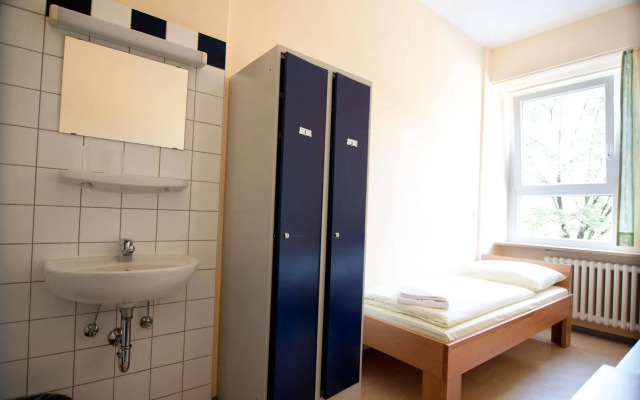 Haus International Hostel
