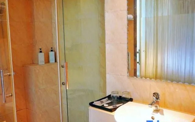 Nanxun Boya Hotel – Bathroom – Huzhou