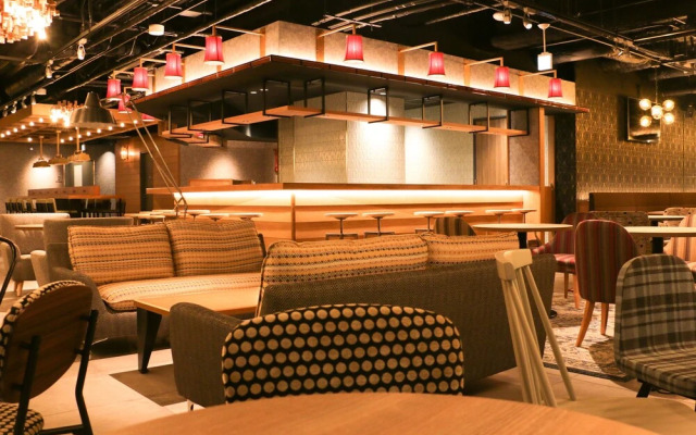 Umedaholic Hotel