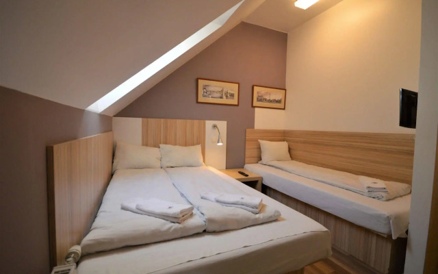 Stay Express Hotel