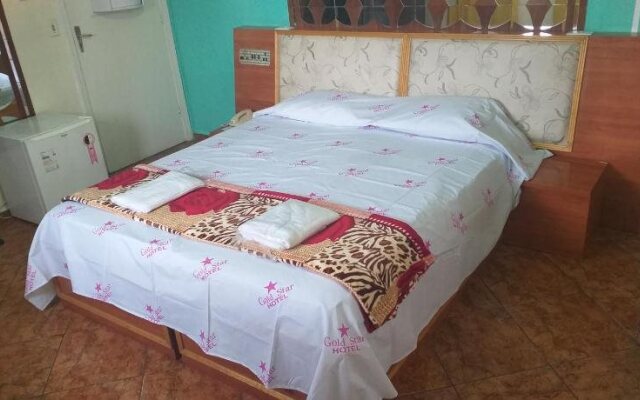 Gold Star Hotel