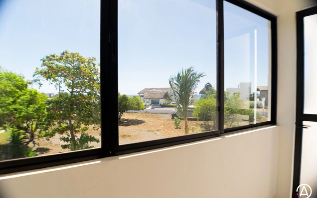 Hotel Maya Jade