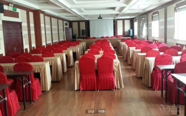 Beijing Century Mountain Hotel