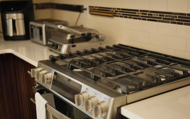 Illuminati Guest House