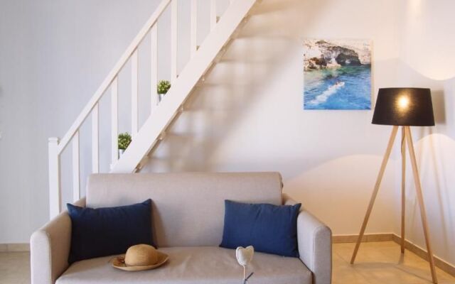 Aelia Apartments & Suites