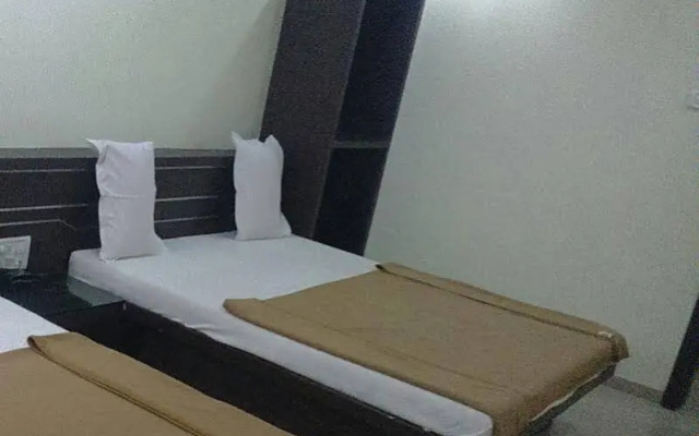 Hotel Shri Govind