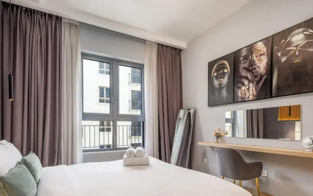 LUX The La Mer Beach Suite 5