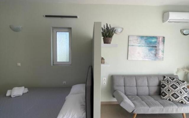 Aggeliki's Hideaway