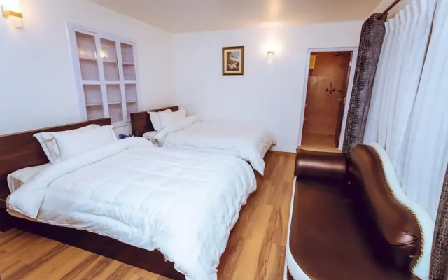 Hotel Ghar