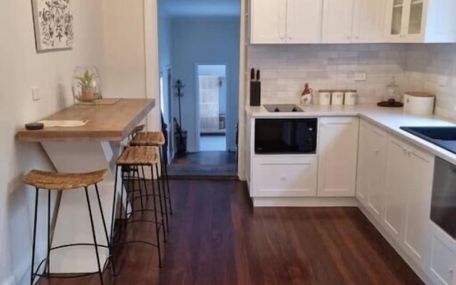 Historic Mintaro Post Office