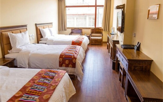 Xuelong Zhuangyuan Hotel – Guest Rooms – Lhasa