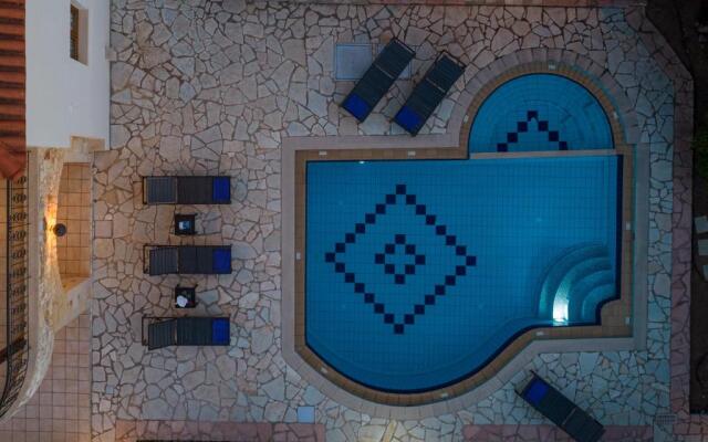 Villa Eleftheria private pool/garden/view/3bdrms/3.5bthrms