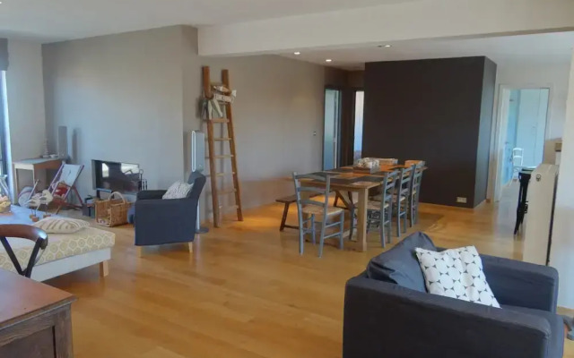 Bright Attic With Sea Breeze