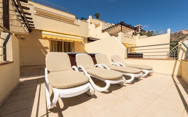 Holiday Club Sol Amadores Hotel