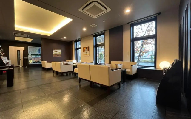 Hotel Route-Inn Niigata-Nishi Inter